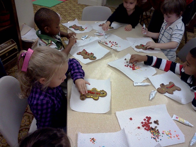 storytime cookie decorating 6